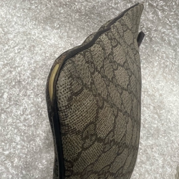 Gucci GG Plus Monogram Flat Vertical Tote - Picture 10 of 15